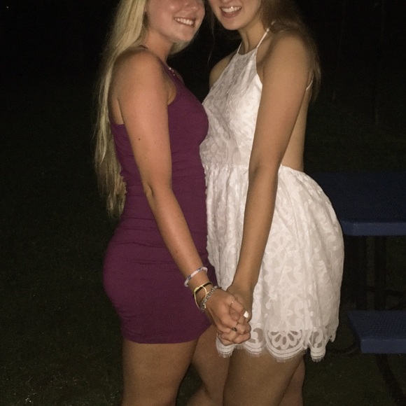 dark magenta tight dress - Picture 2 of 4